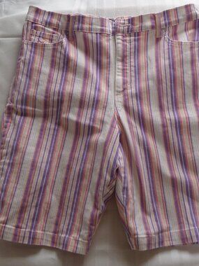 Gloria Vanderbilt  Amanda Striped Bermuda Shorts Size 14